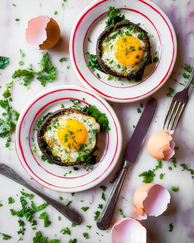 Eggs Baked in Portobello Mushrooms Recipe